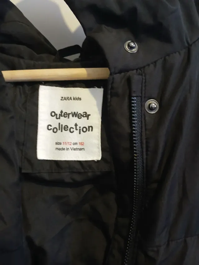 Abrigo Zara Kids Negro 11-12 años
