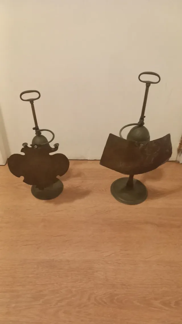 Lámparas de aceite antiguas