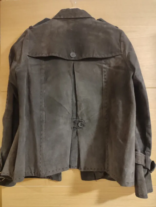 Cazadora de piel marrón