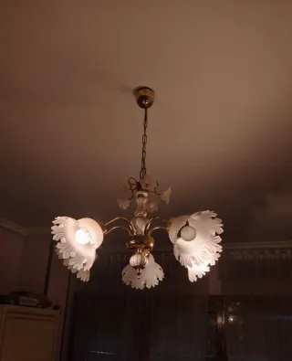 Lámpara de techo cristal y metal dorado