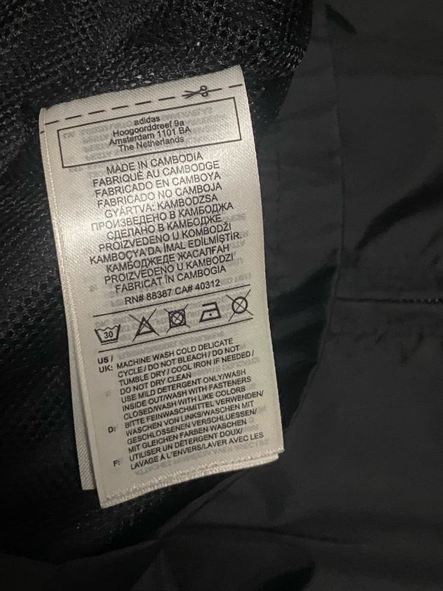 Chaqueta Cortavientos Adidas Negra