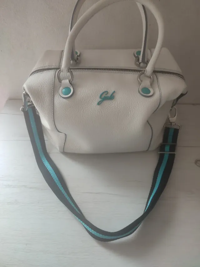 Borsa Gabs bianca con tracolla blu e nera