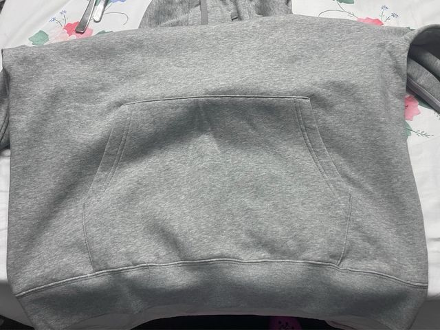 Sudadera Nike Gris Talla L sin estrenar
