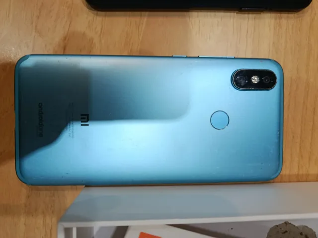Xiaomi Mi A2 Android One