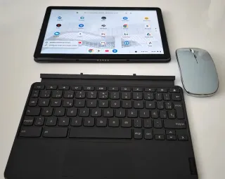 Tablet con Teclado y Ratón
