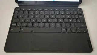 Tablet con Teclado y Ratón