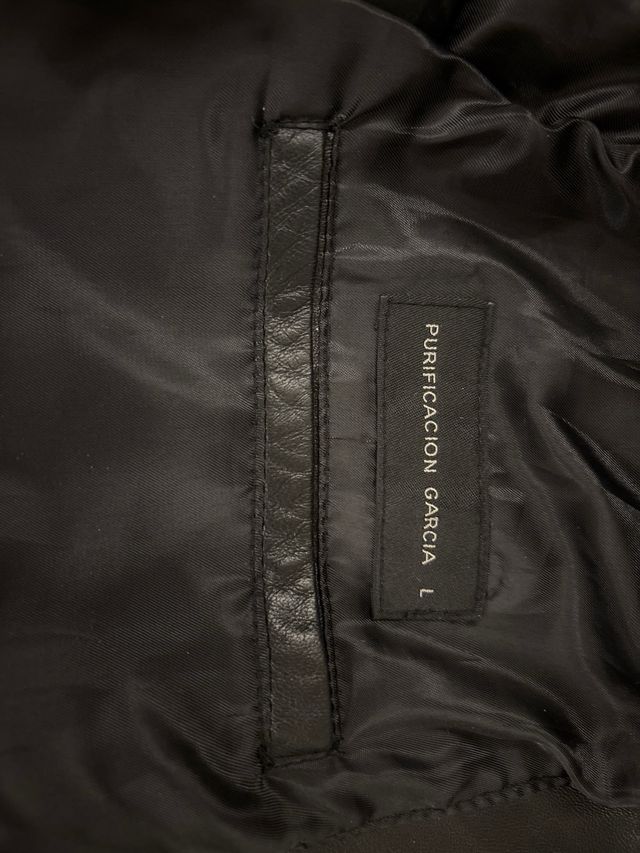 Cazadora Cuero Negra Purificación Garcia