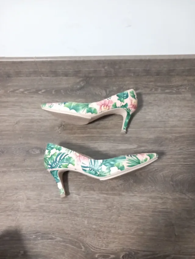 Zapatos LODI piel tacón 7cm floral T37