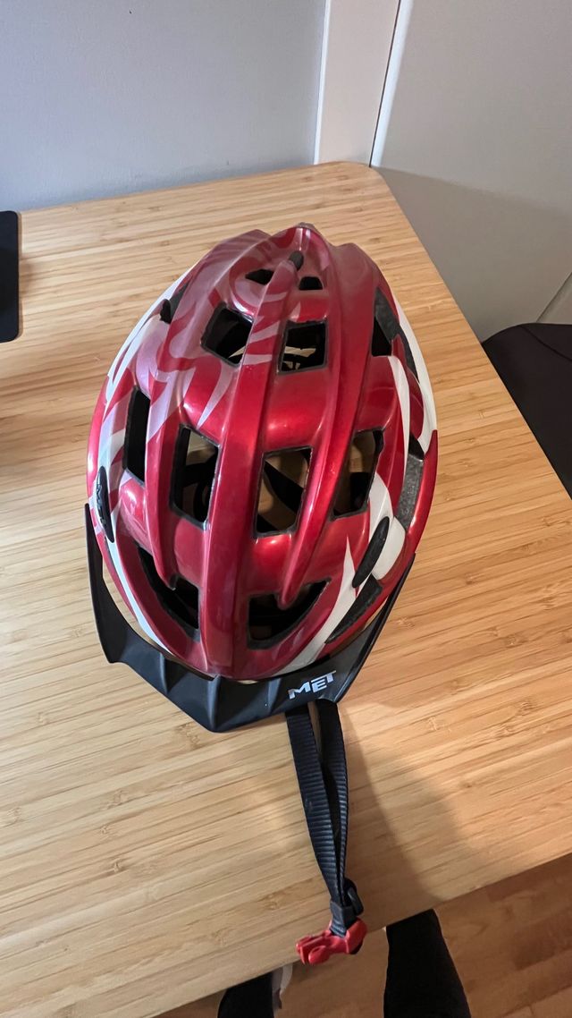 Casco Bicicleta Niño Rojo y Blanco