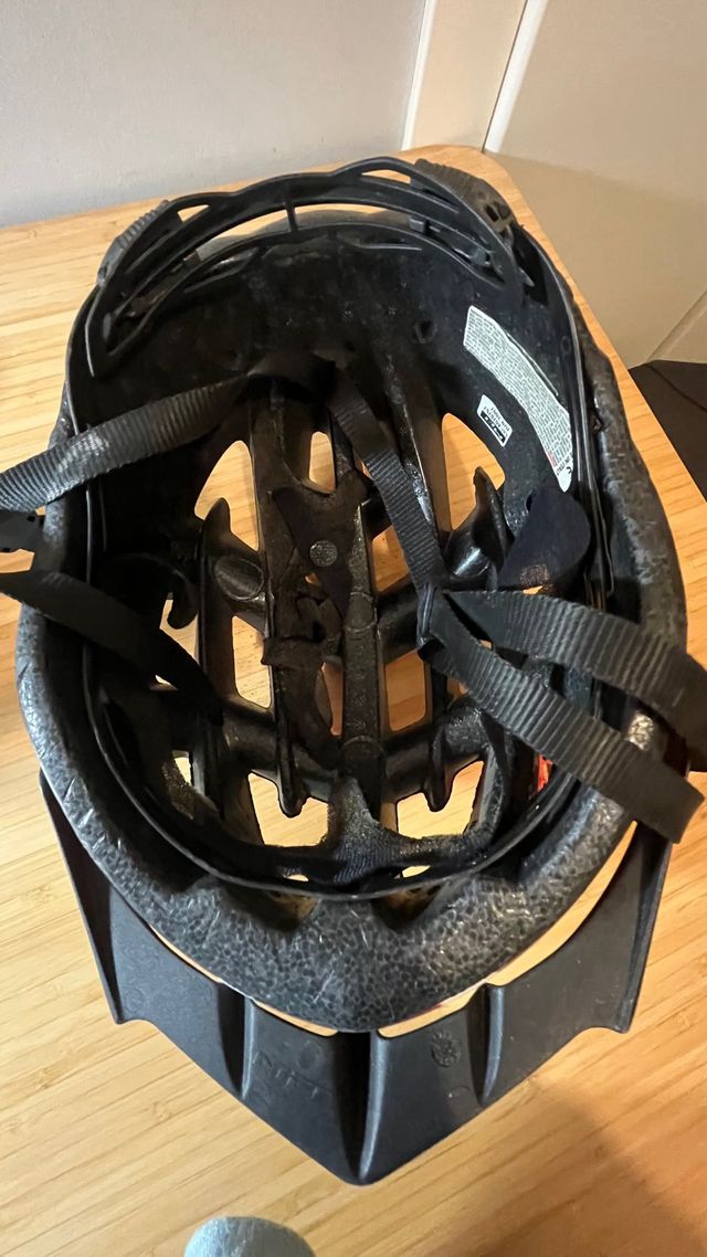 Casco Bicicleta Niño Rojo y Blanco