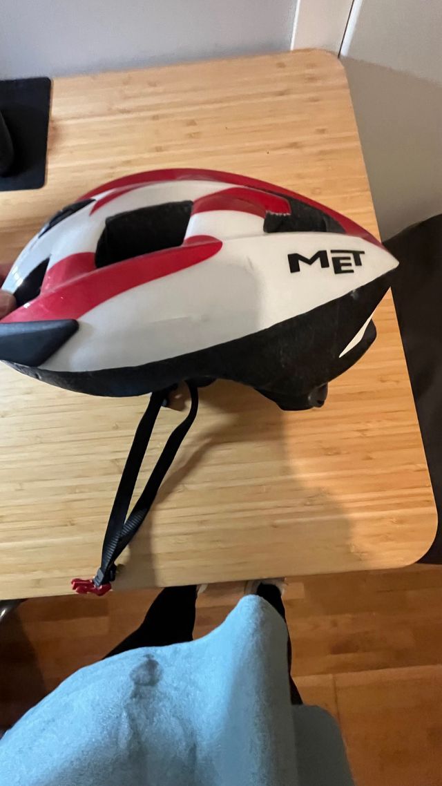 Casco Bicicleta Niño Rojo y Blanco