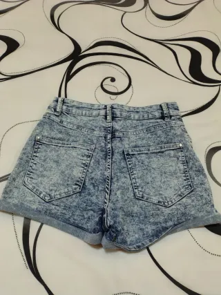 Shorts vaqueros desgastados