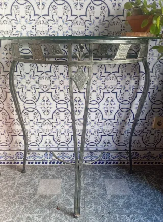 Recibidor de forja con cristal