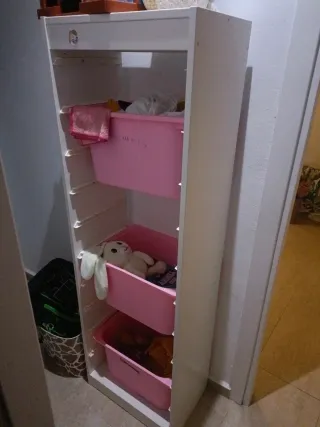 Almacenamiento de juguetes rosa