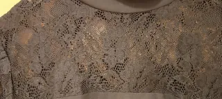 Vestido negro con encaje