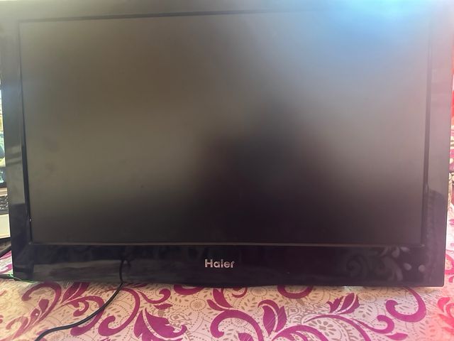 TV Haier 22 Negra