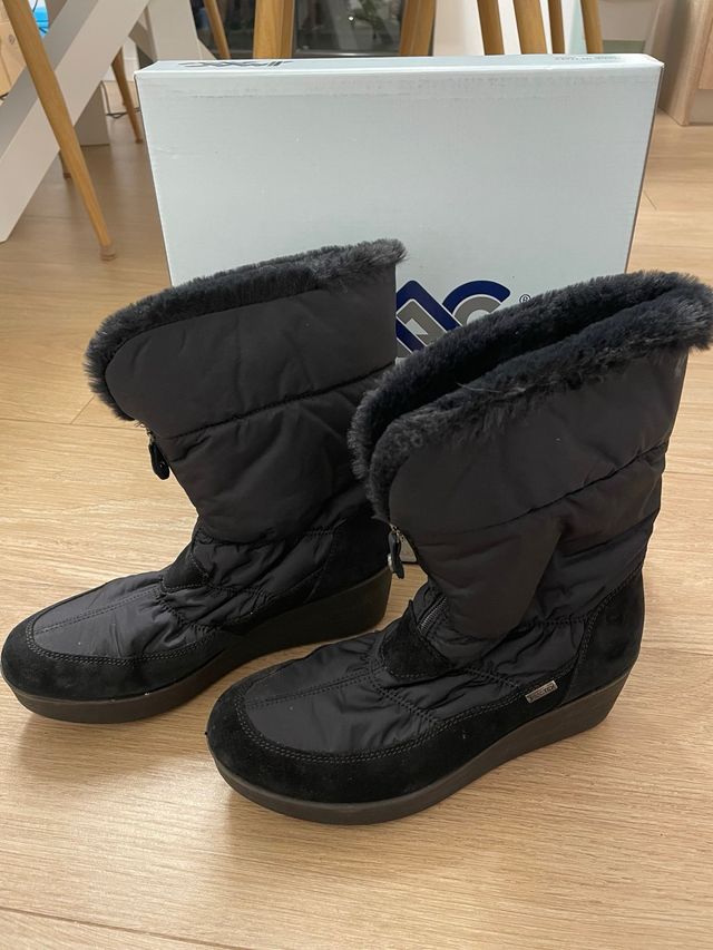 Botas impermeables plataforma negras talla 38