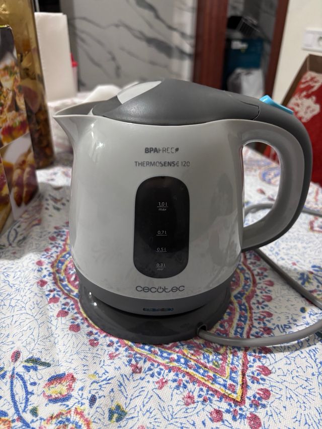 Hervidor de agua Cecotec Thermosense 1.0L