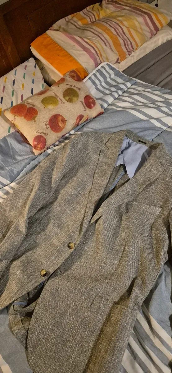 Americana azul y gris