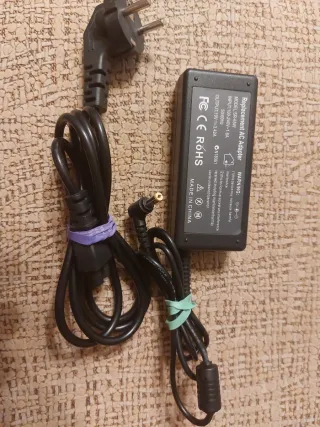 Cargador Portátil Acer SR-65W 19V 3.42A