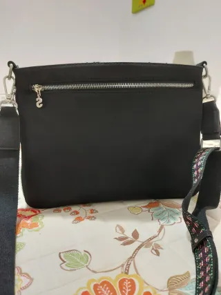 Bolso bandolera Desigual bordado