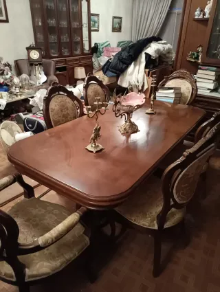 Conjunto mesa extensible madera nogal y sillas