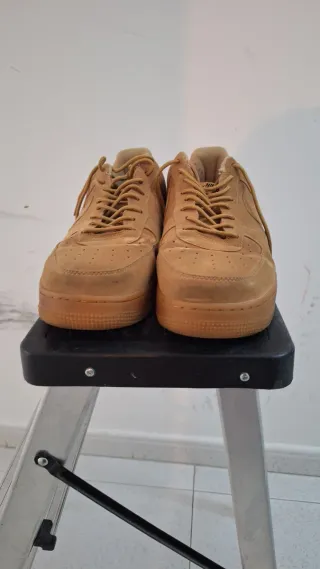 Nike Air Force 1 Beige/Marrón