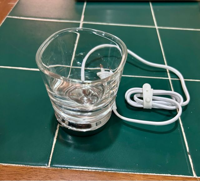 Base e recipiente de carregamento para escova de dentes Philips