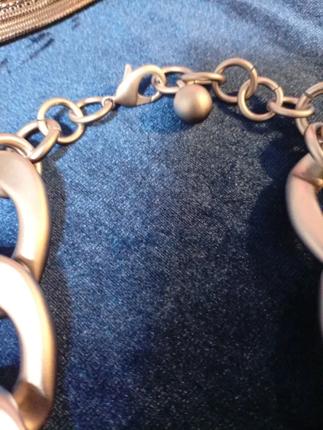Collar de eslabones plateado