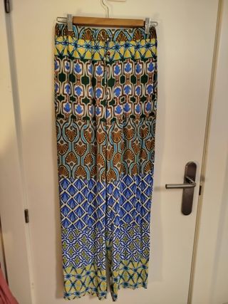 Pantalón Zara fluido estampado multicolor