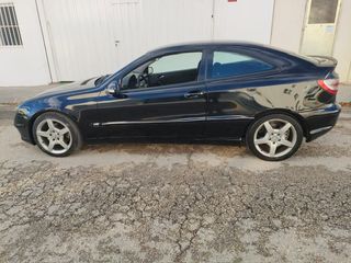 Mercedes-Benz Clase C220 CDI Sport coupe, 150 CV