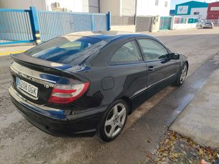Mercedes-Benz Clase C220 CDI Sport coupe, 150 CV