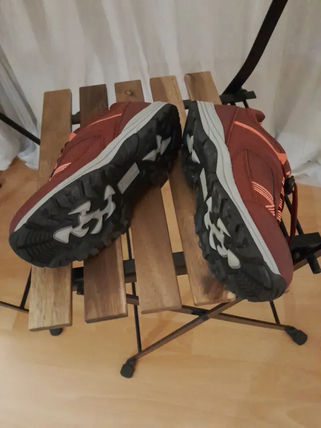 Zapatillas senderismo mujer morado y rosa NUEVAS