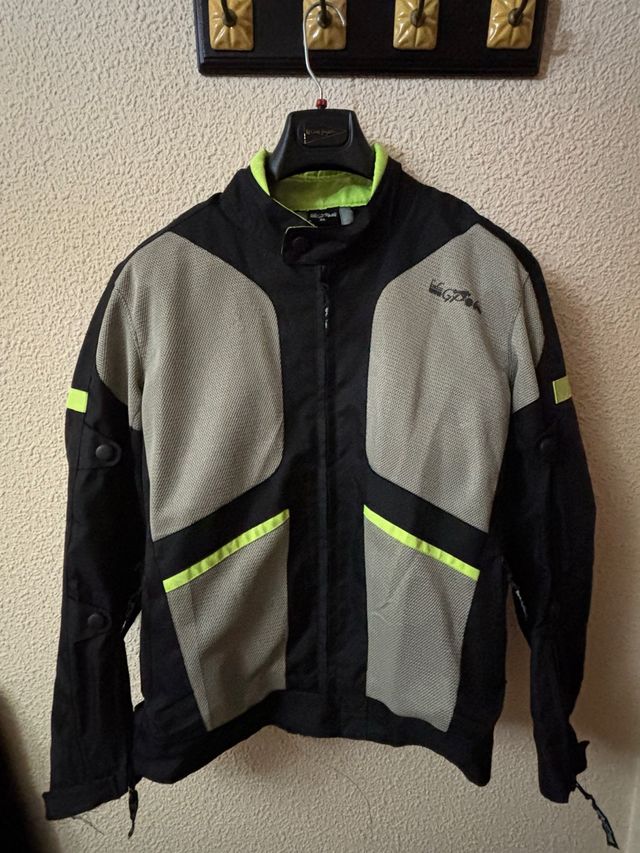 Chaqueta Moto Negra y Gris de verano  Mgp.