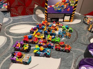 16 Coches T-Racers