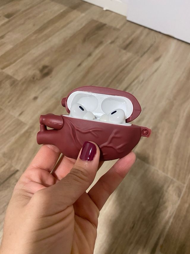 Estuche Corazón AirPods Pro 2 Rojo