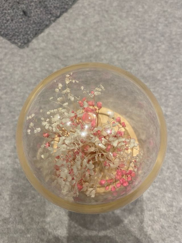 Souvenir fiori finti sotto vetro base legno