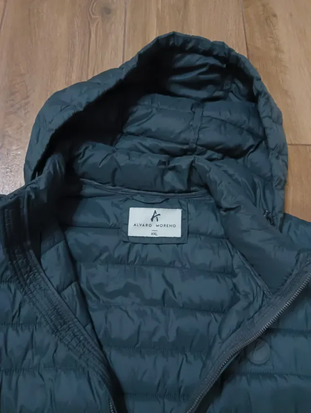 Chaqueta Álvaro Moreno verde acolchada