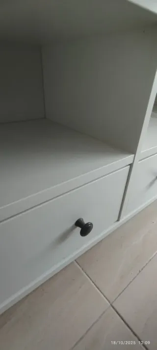 Mueble TV blanco 2 cajones