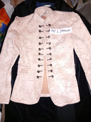 78- Chaqueta/ americana - Voyelles - L rosa dibuj