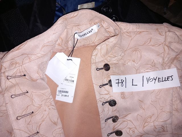 78- Chaqueta/ americana - Voyelles - L rosa dibuj