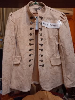 78- Chaqueta/ americana - Voyelles - L rosa dibuj
