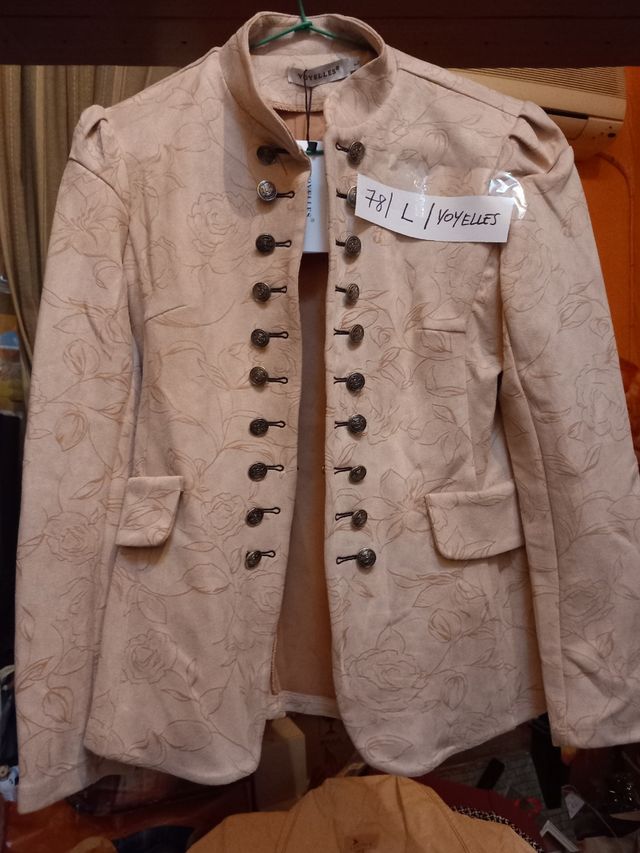 78- Chaqueta/ americana - Voyelles - L rosa dibuj