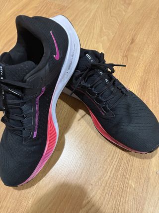 Zapatillas Nike Pegasus 38 Negro/Rosa