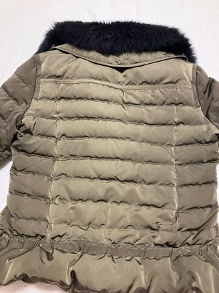 Cazadora acolchada mujer con cuello de pelo