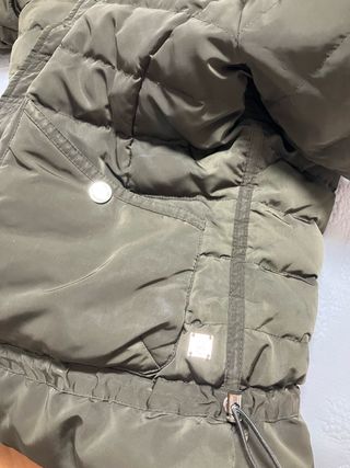 Cazadora acolchada mujer con cuello de pelo