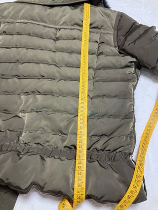 Cazadora acolchada mujer con cuello de pelo