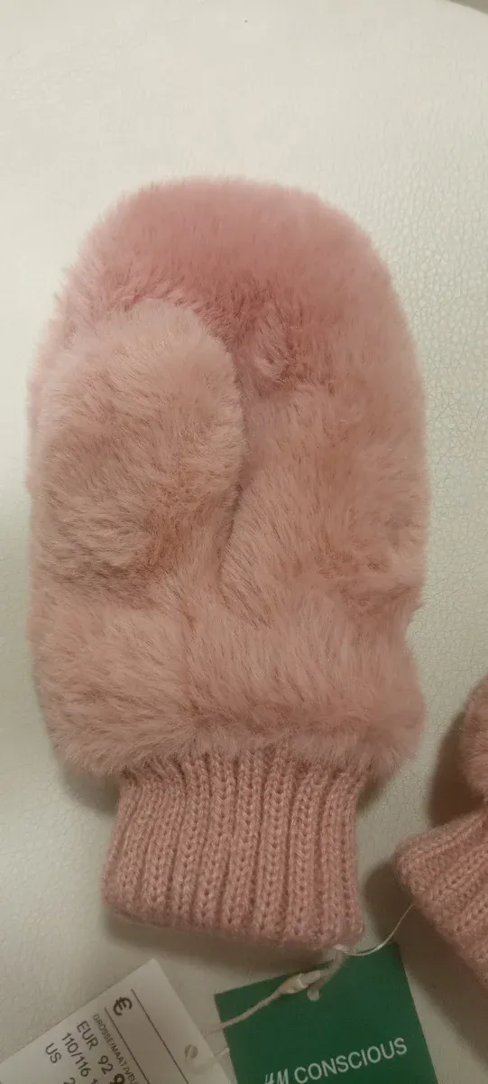 Conjunto Gorro,manoplas y bufanda T:2-4 Nuevo