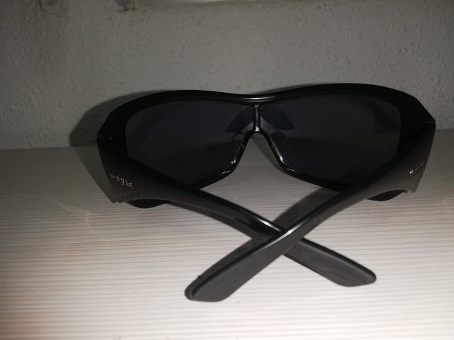 Gafas de Sol mujer Vogue Tachuelas Metálicas Negra