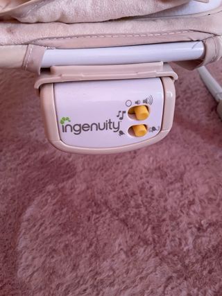 Hamaca bebé Ingenuity plegable.